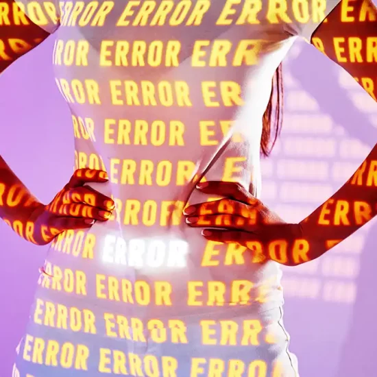 Errores en la publicidad con IA: el riesgo de dejar tu marca en manos de algoritmos